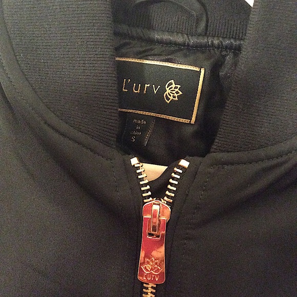 L’urv Black Jacket (with rose gold hardware) - Picture 3 of 5